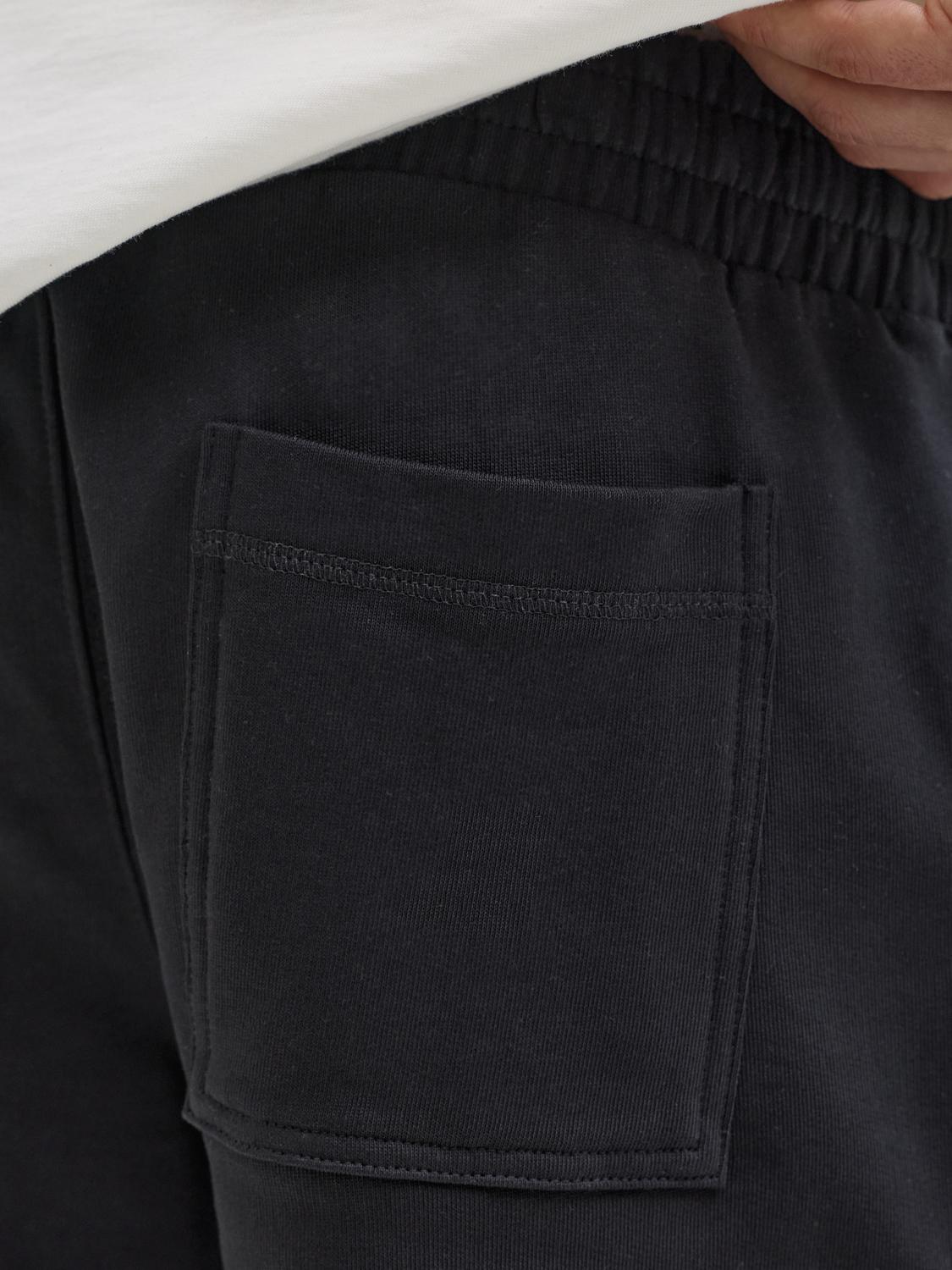 model_shot-detail