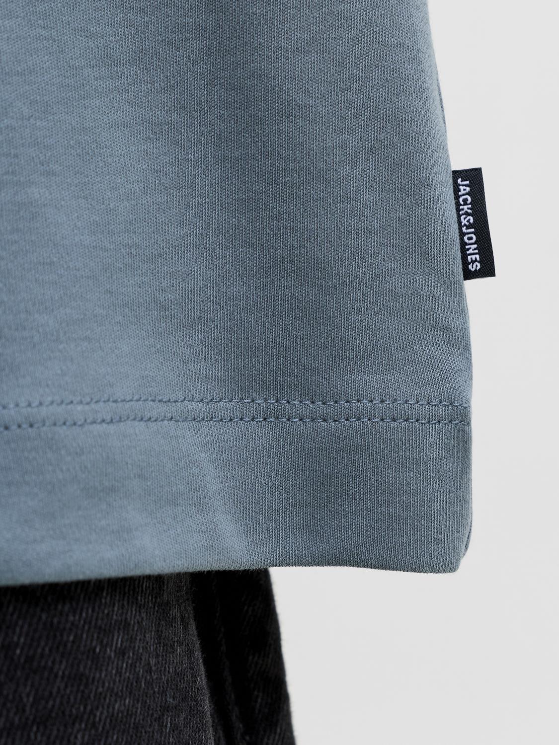 model_shot-detail