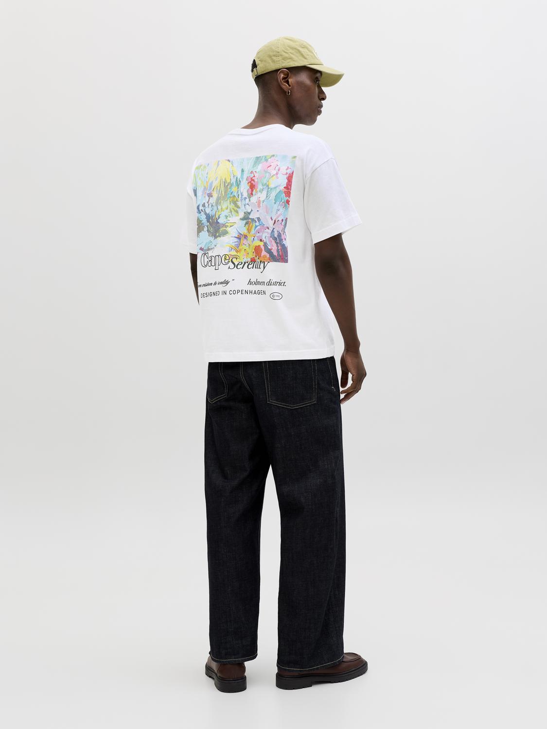 model_shot-back