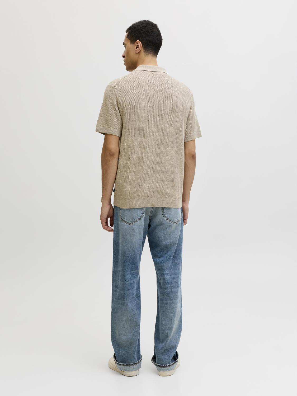 model_shot-back