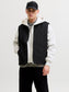 model_shot-front