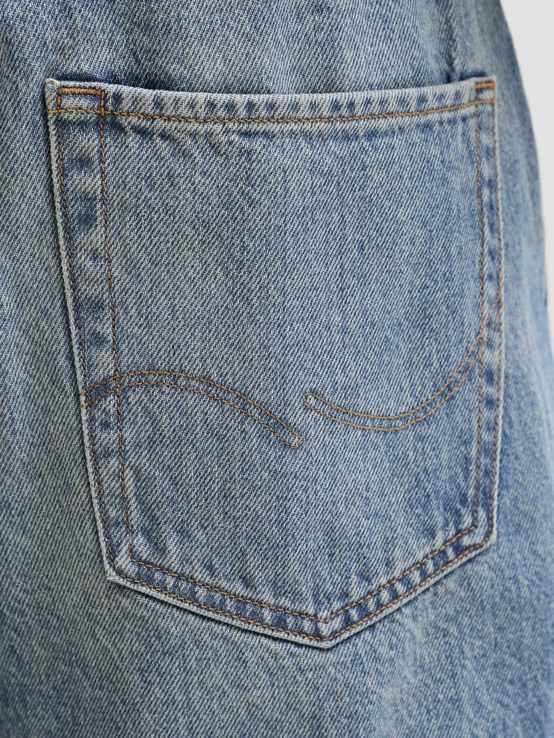 model_shot-detail