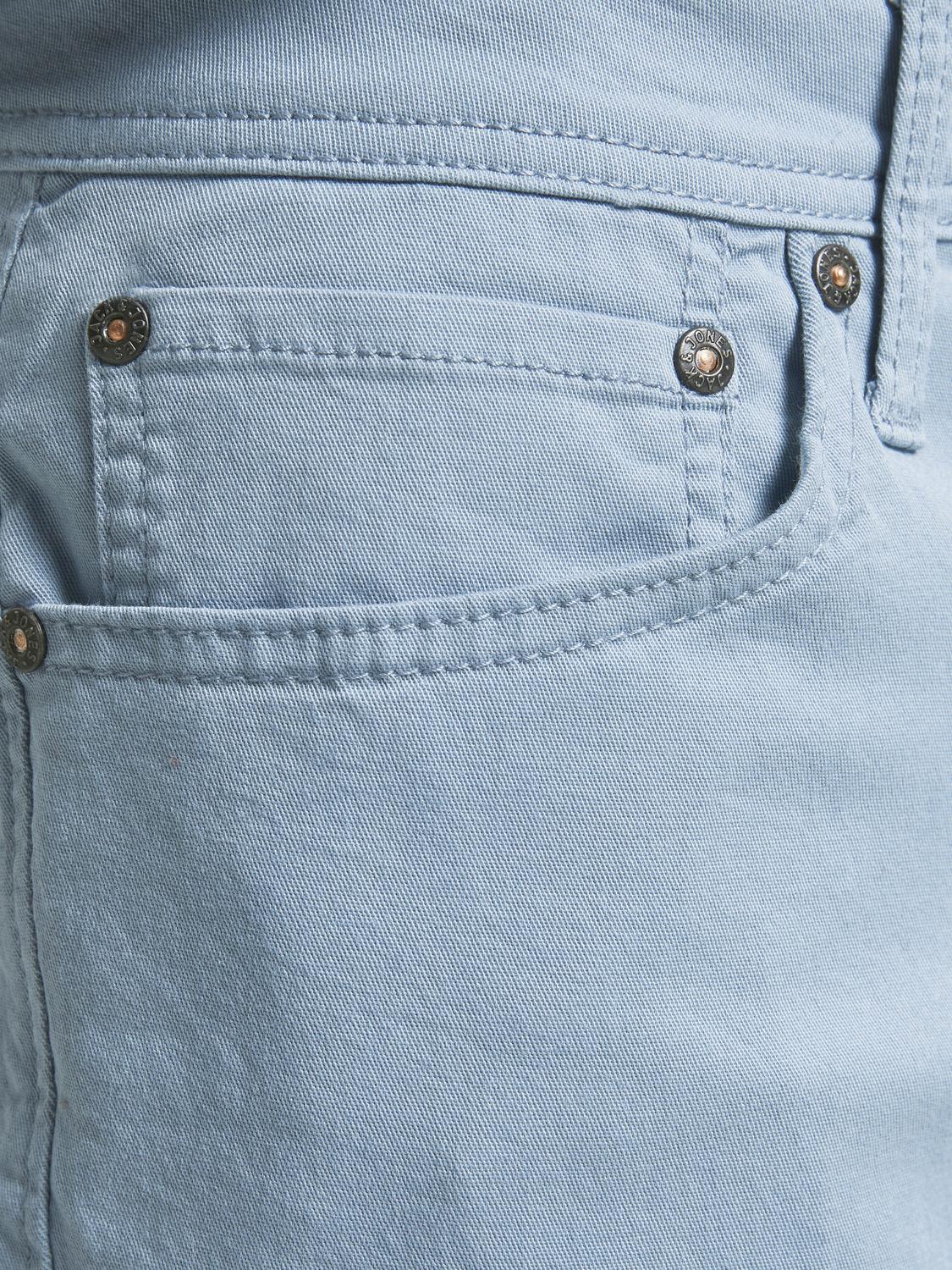 model_shot-detail