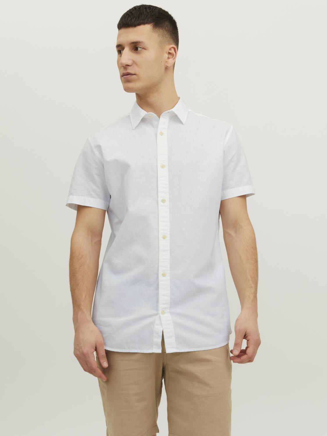 model_shot-front