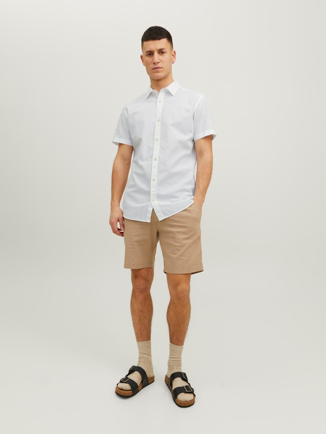 model_shot-front_full