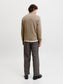 model_shot-back