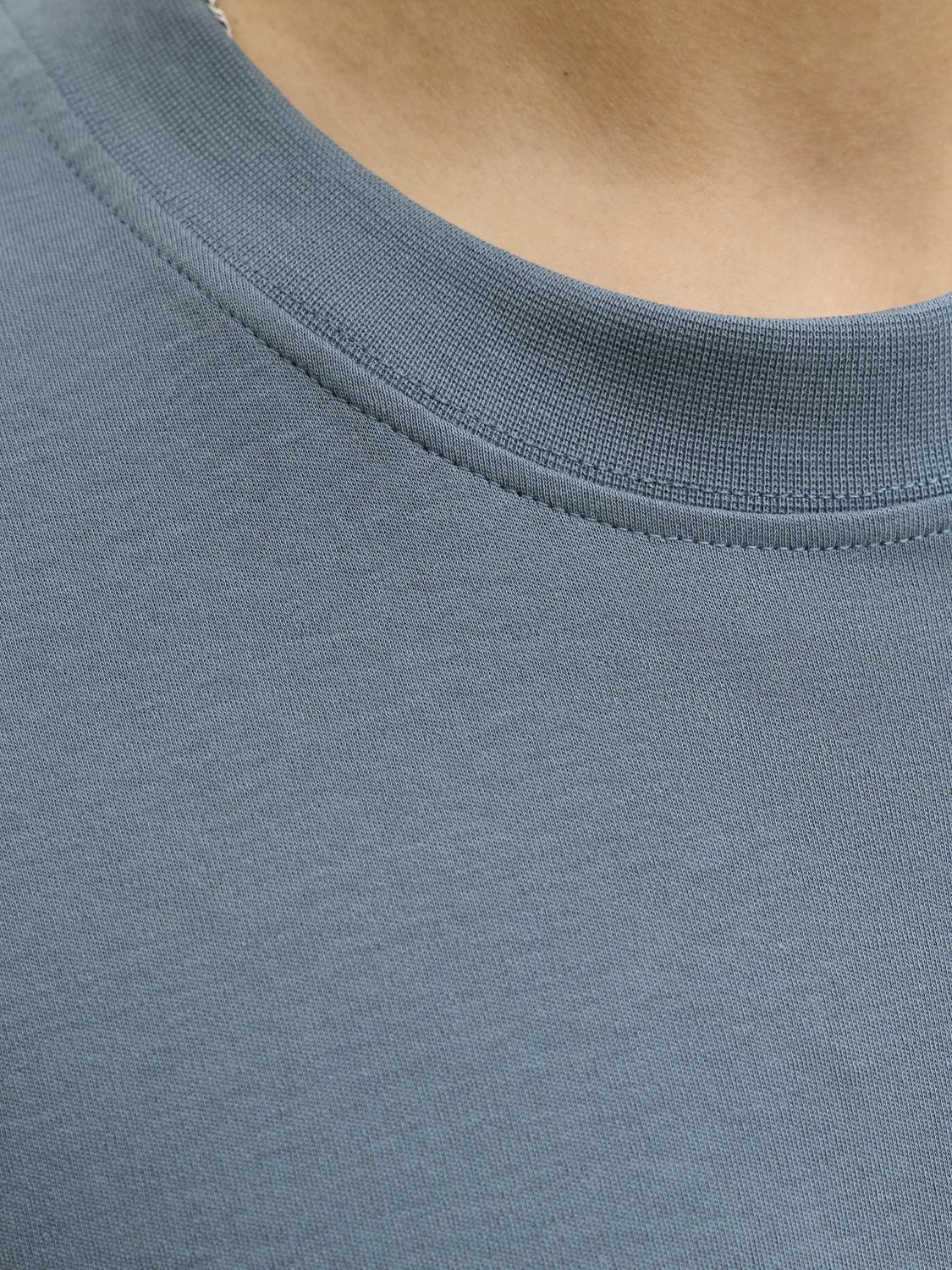 model_shot-detail