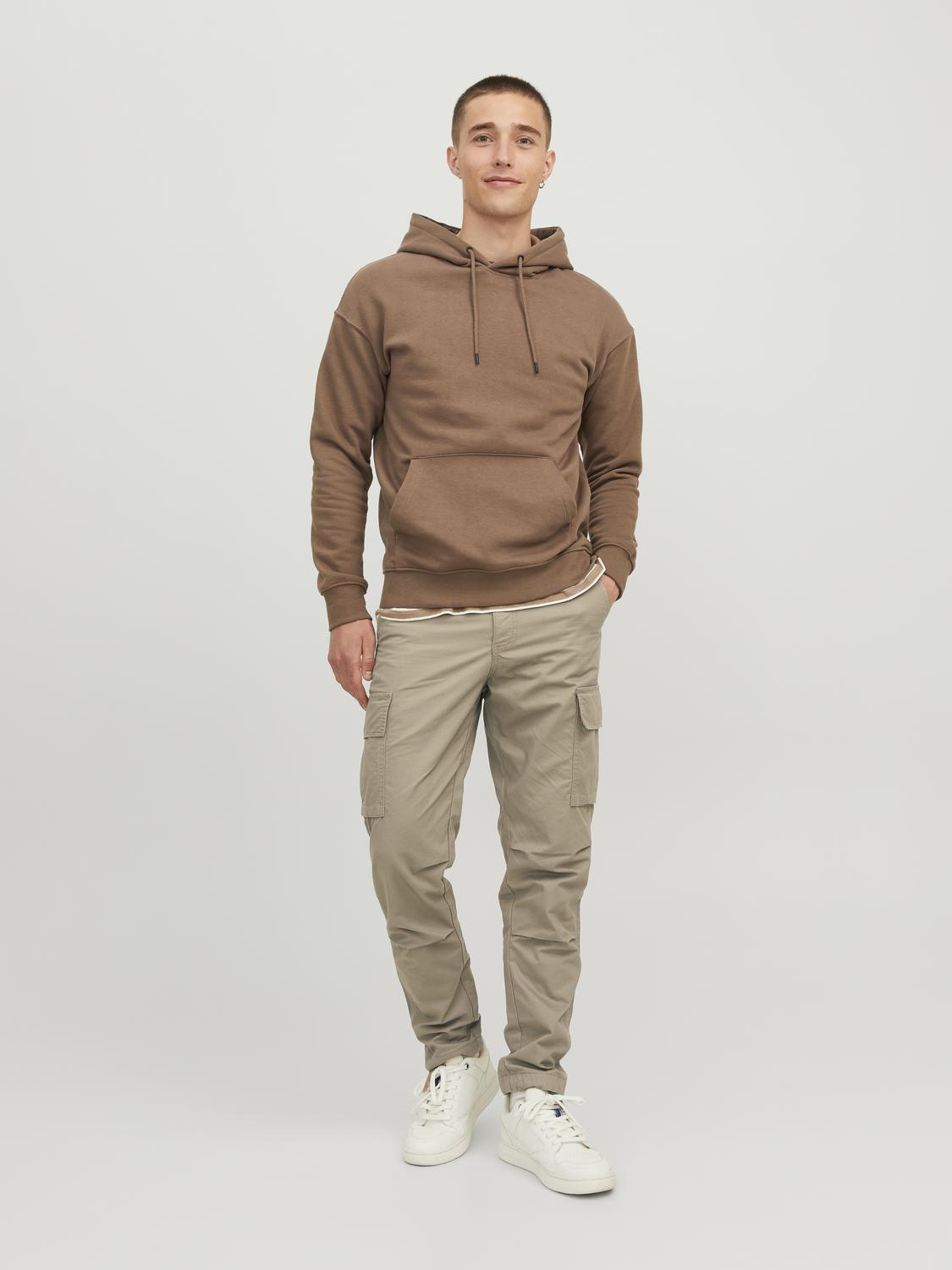 model_shot-front_full