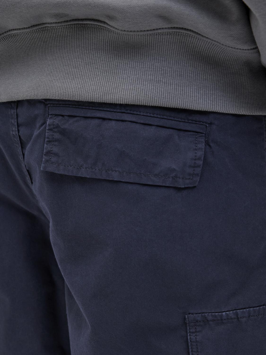 model_shot-detail