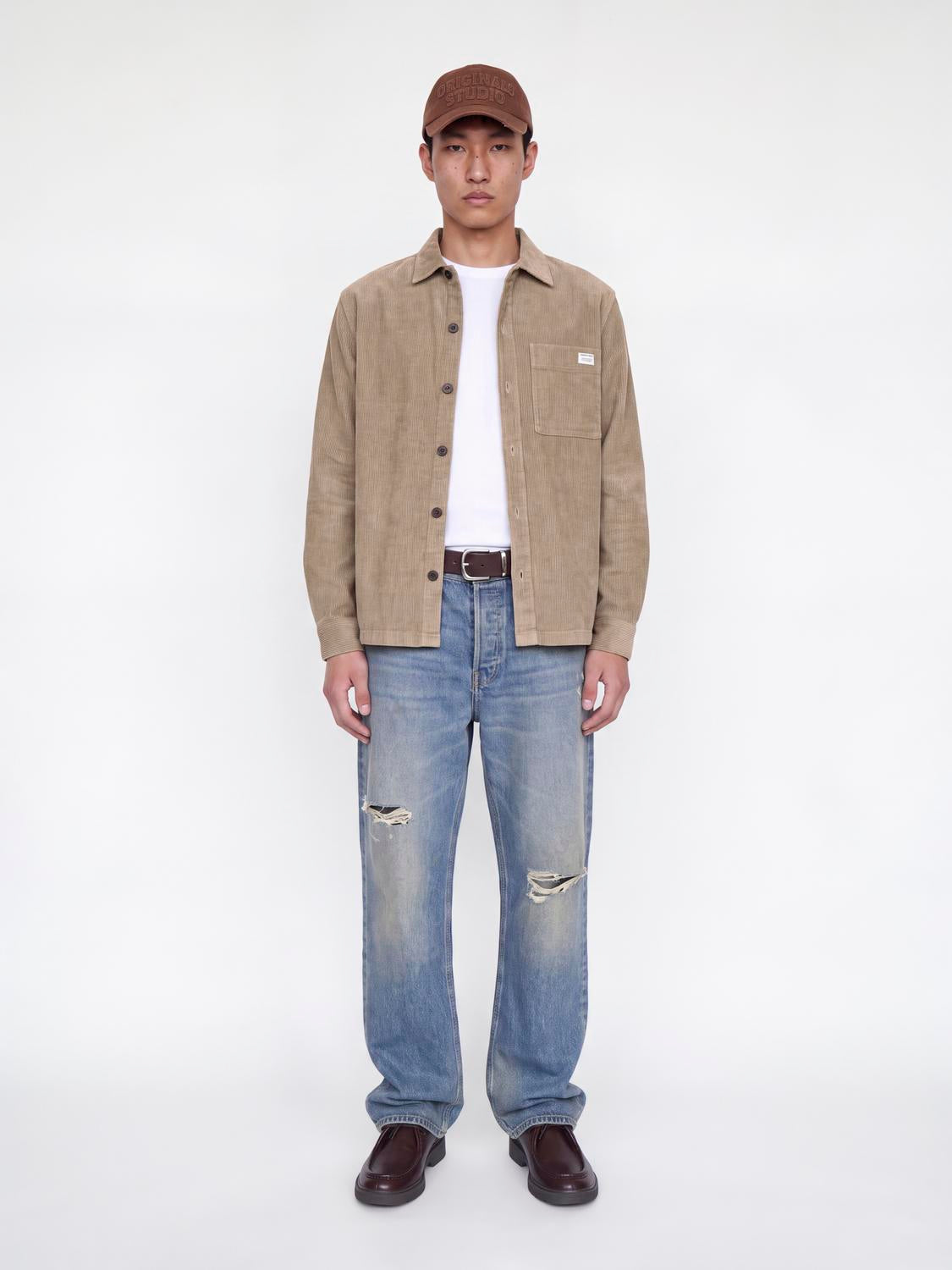 model_shot-front_full
