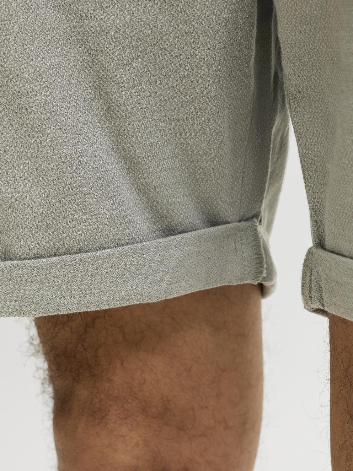 model_shot-detail