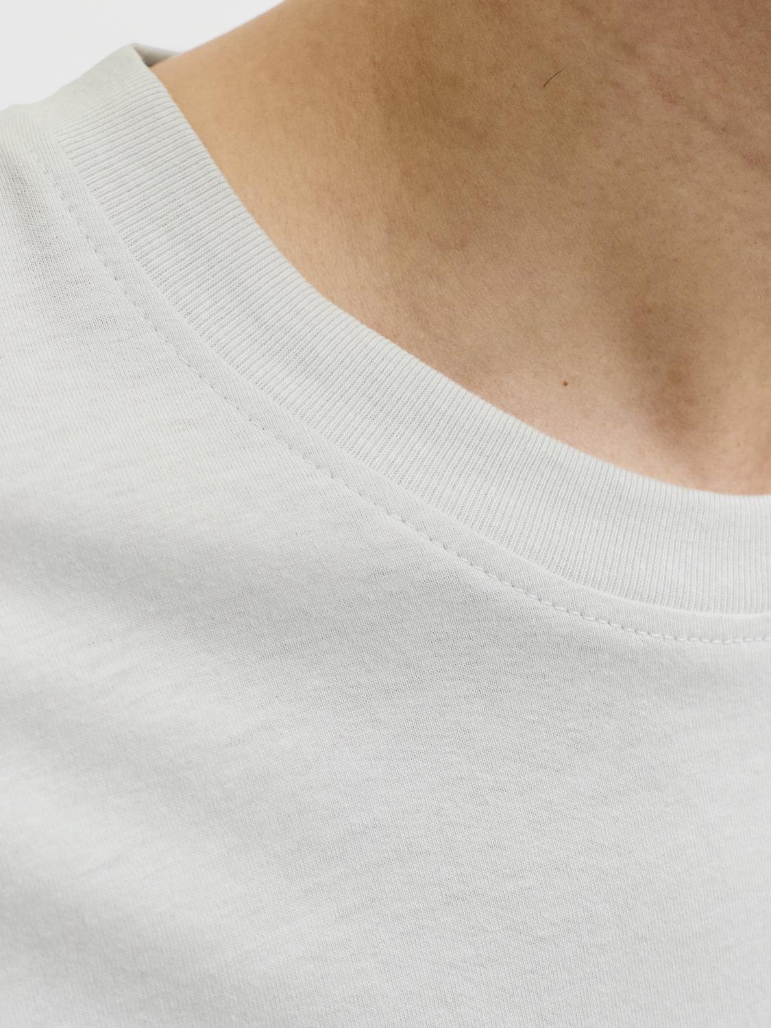 model_shot-detail