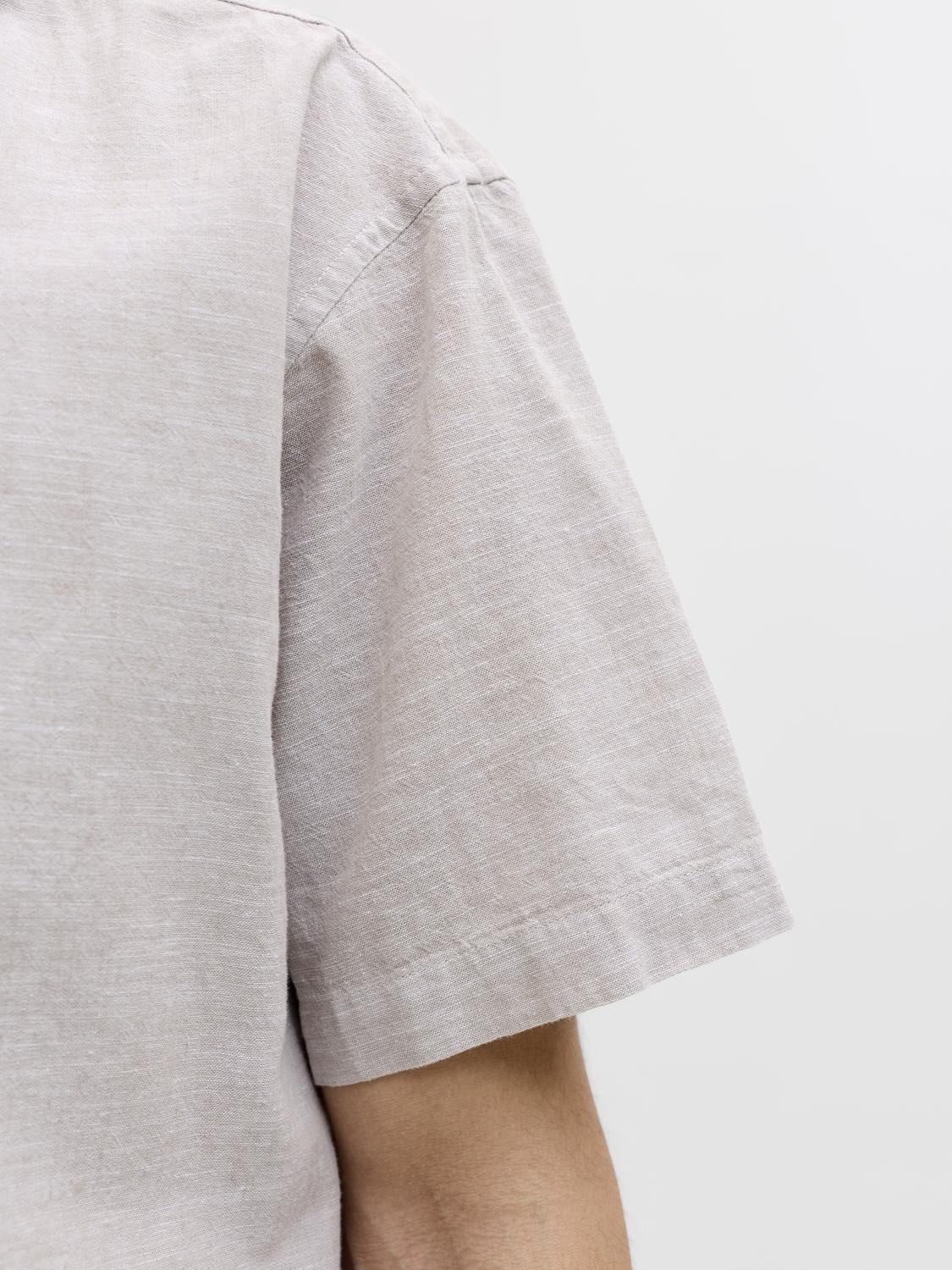 model_shot-detail