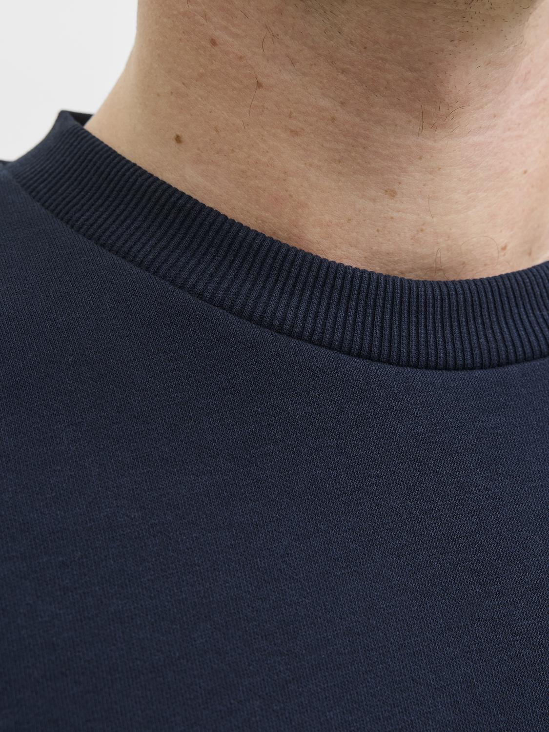 model_shot-detail