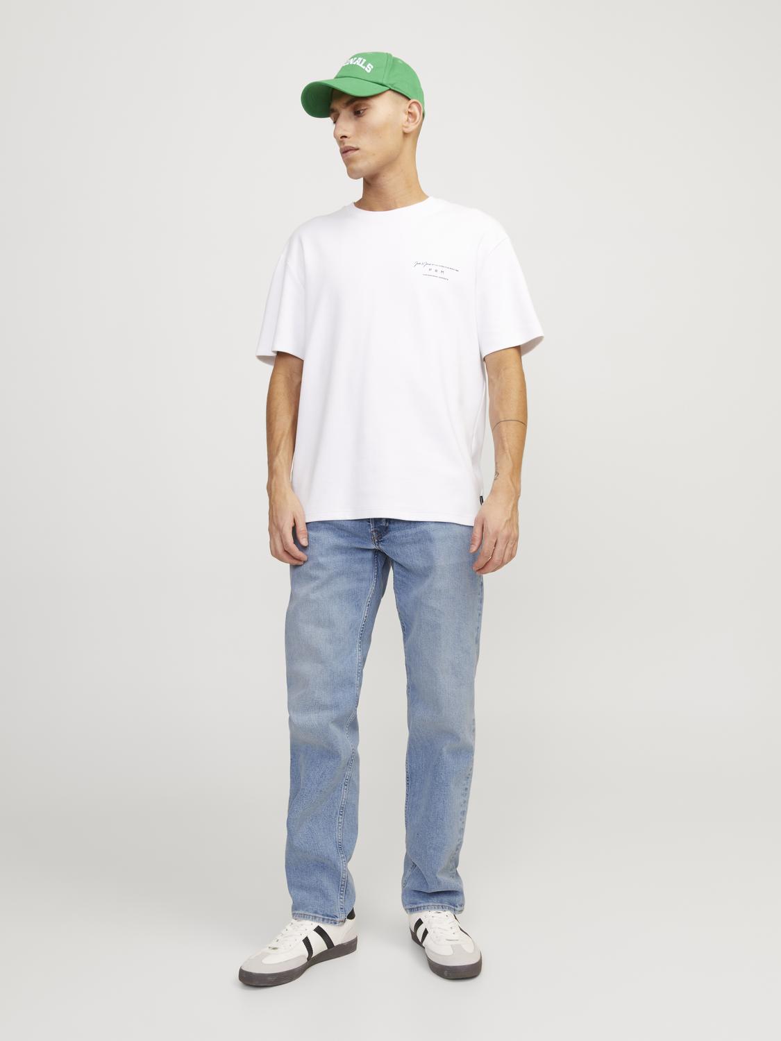 model_shot-front_full