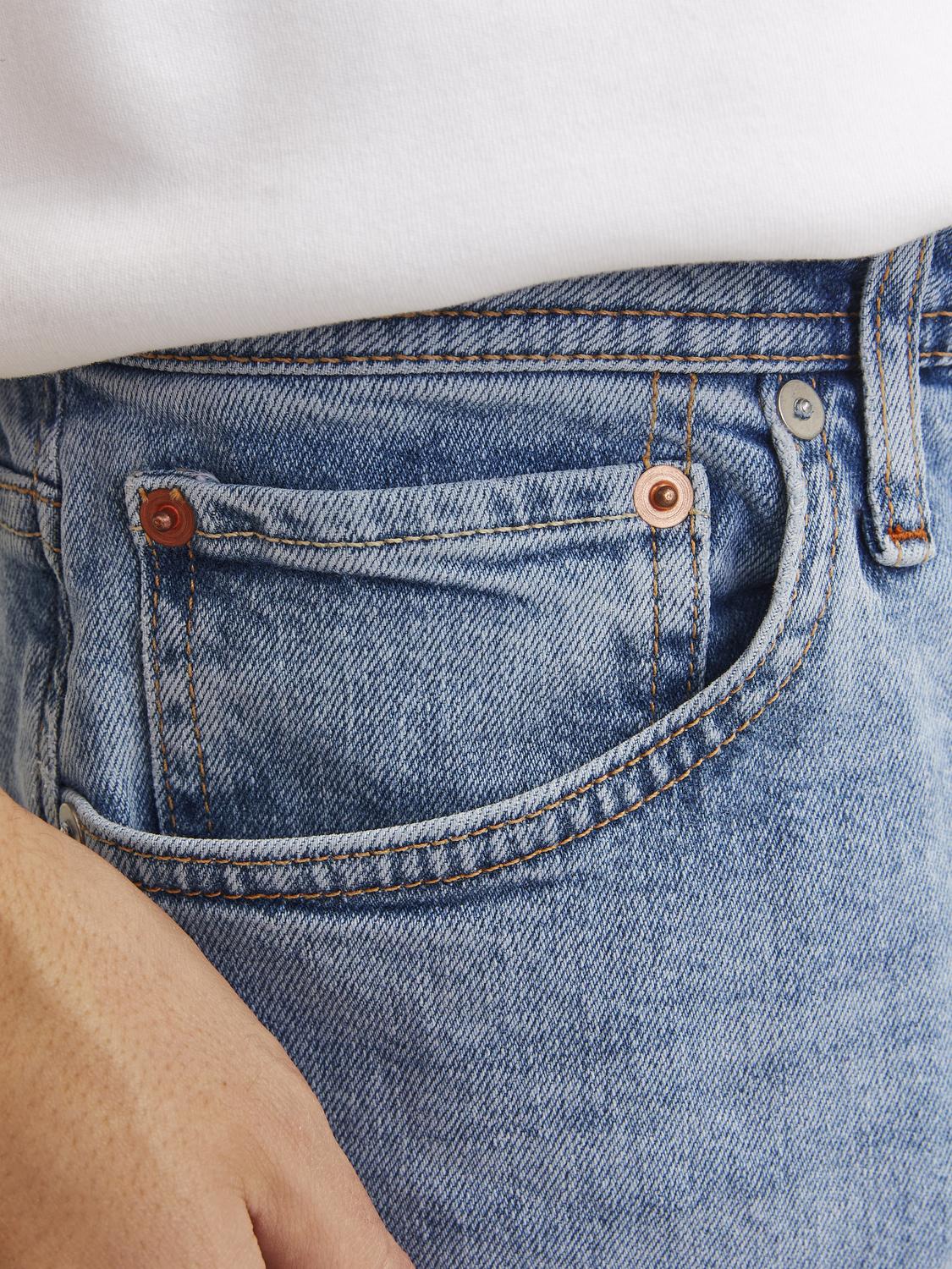 model_shot-detail