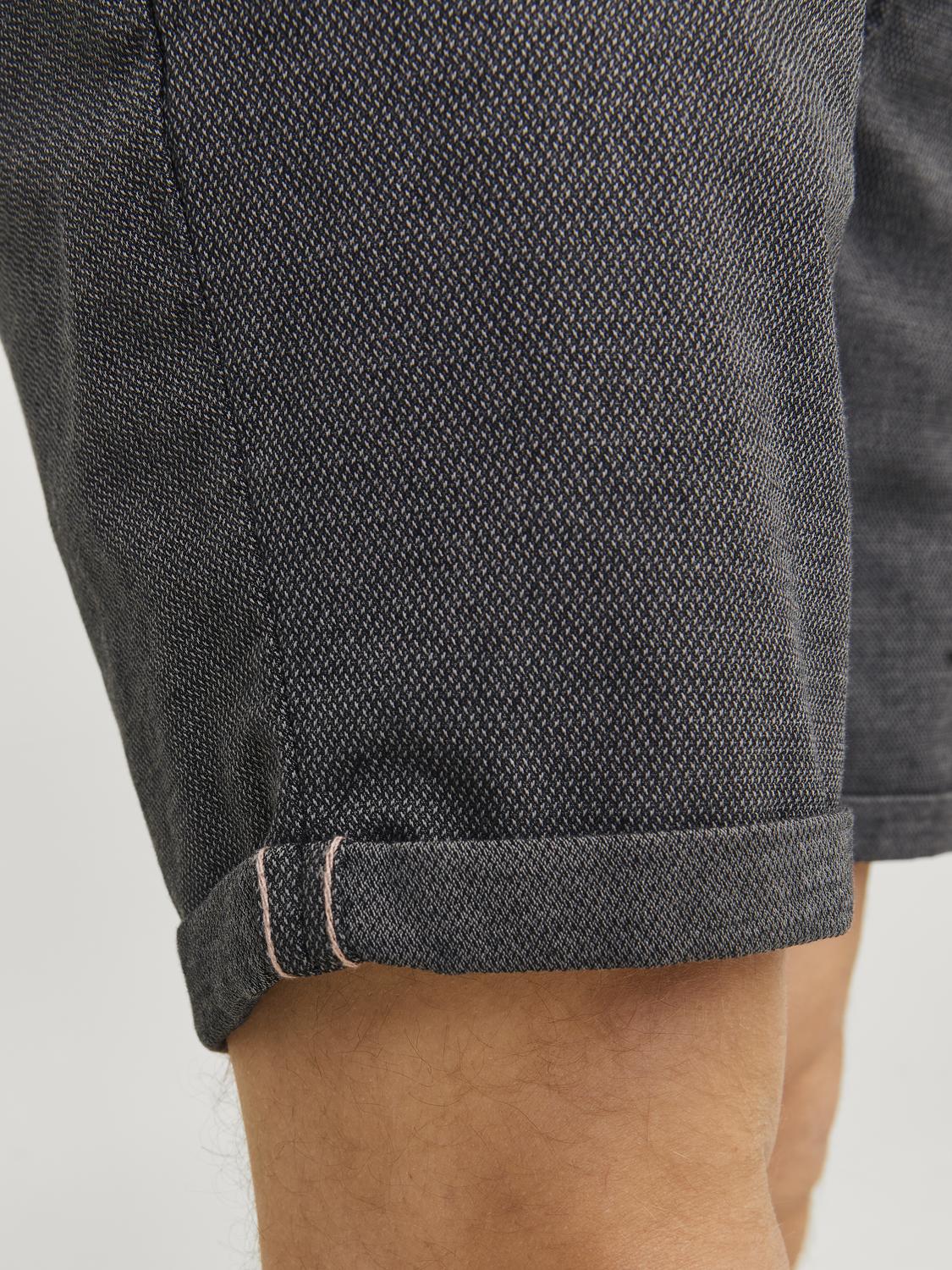 model_shot-detail