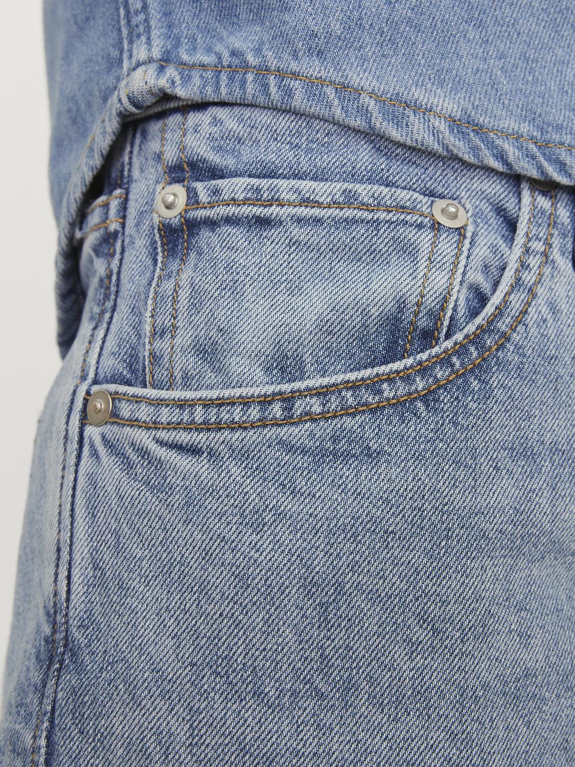 model_shot-detail