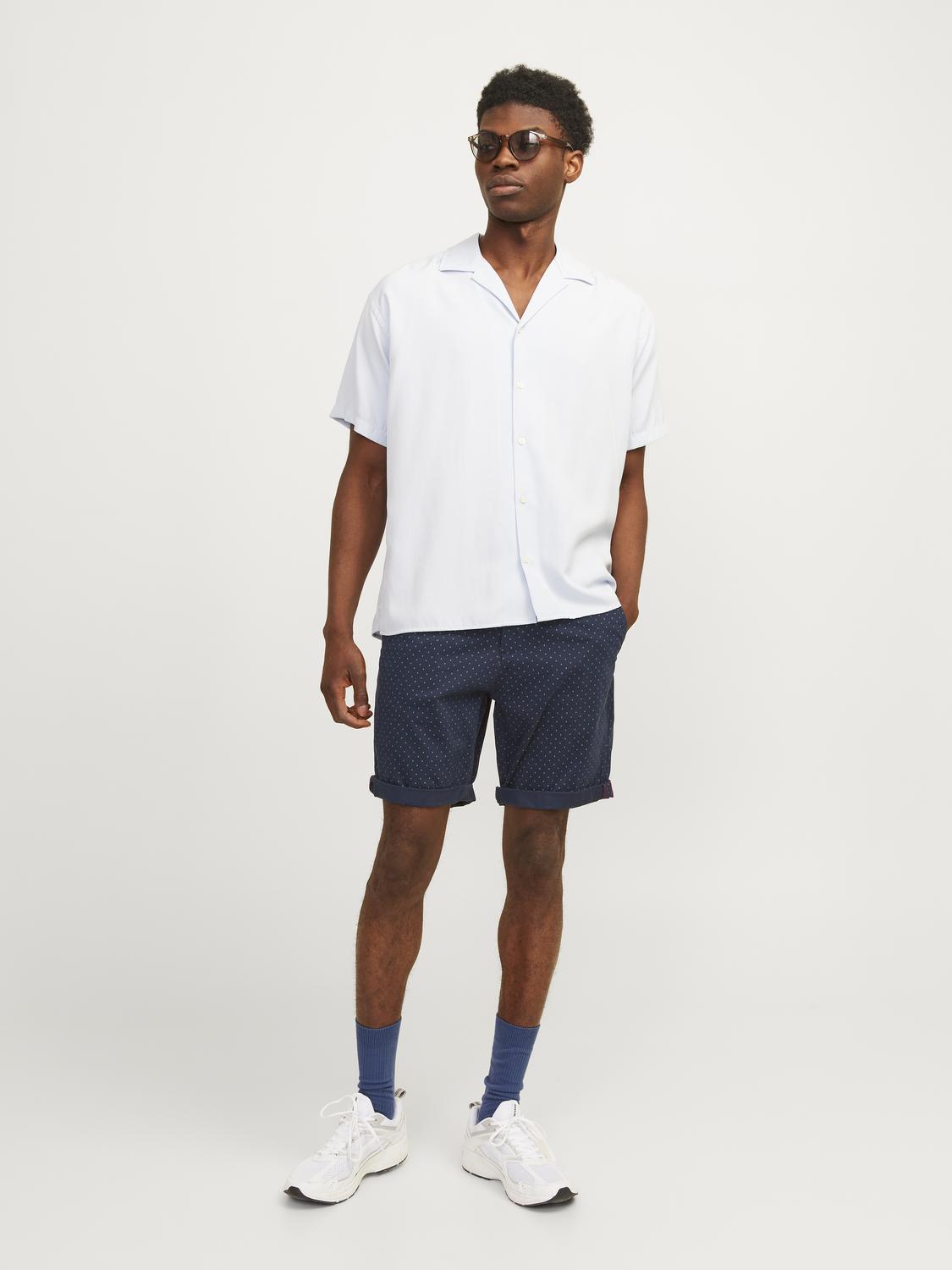 model_shot-front_full