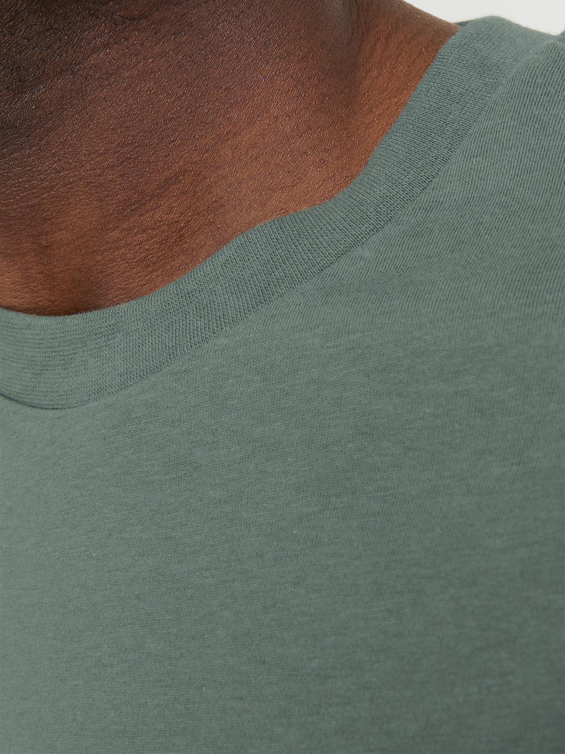 model_shot-detail