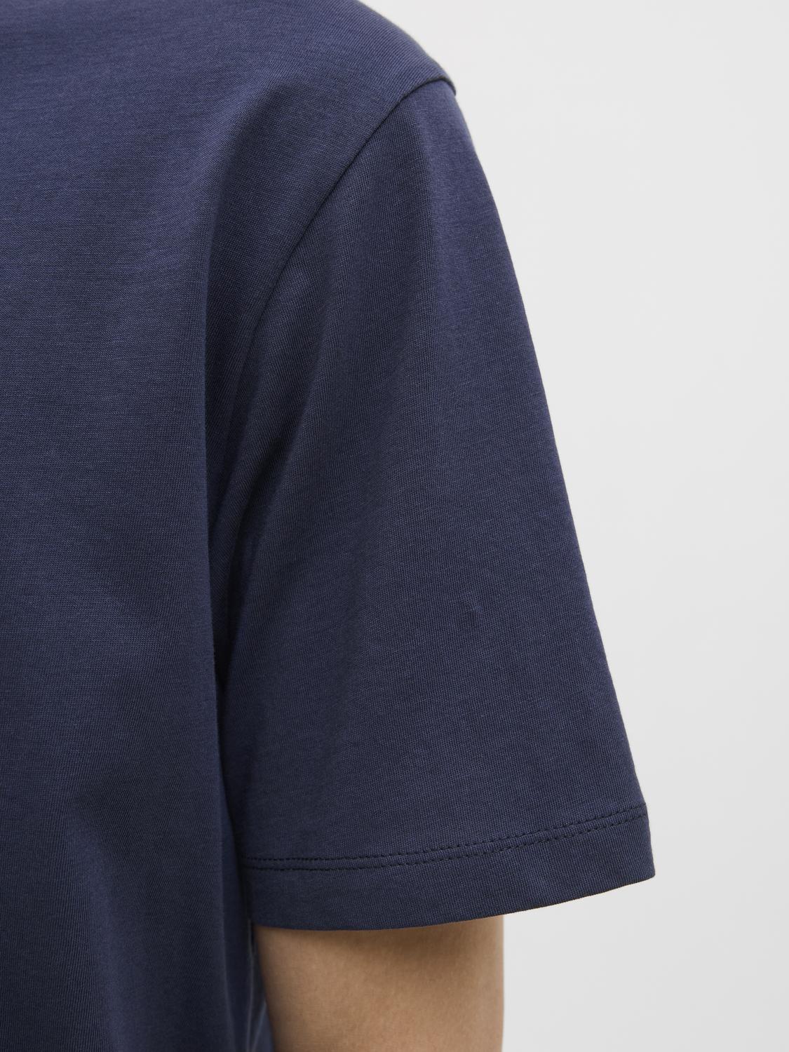 model_shot-detail