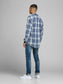 model_shot-back