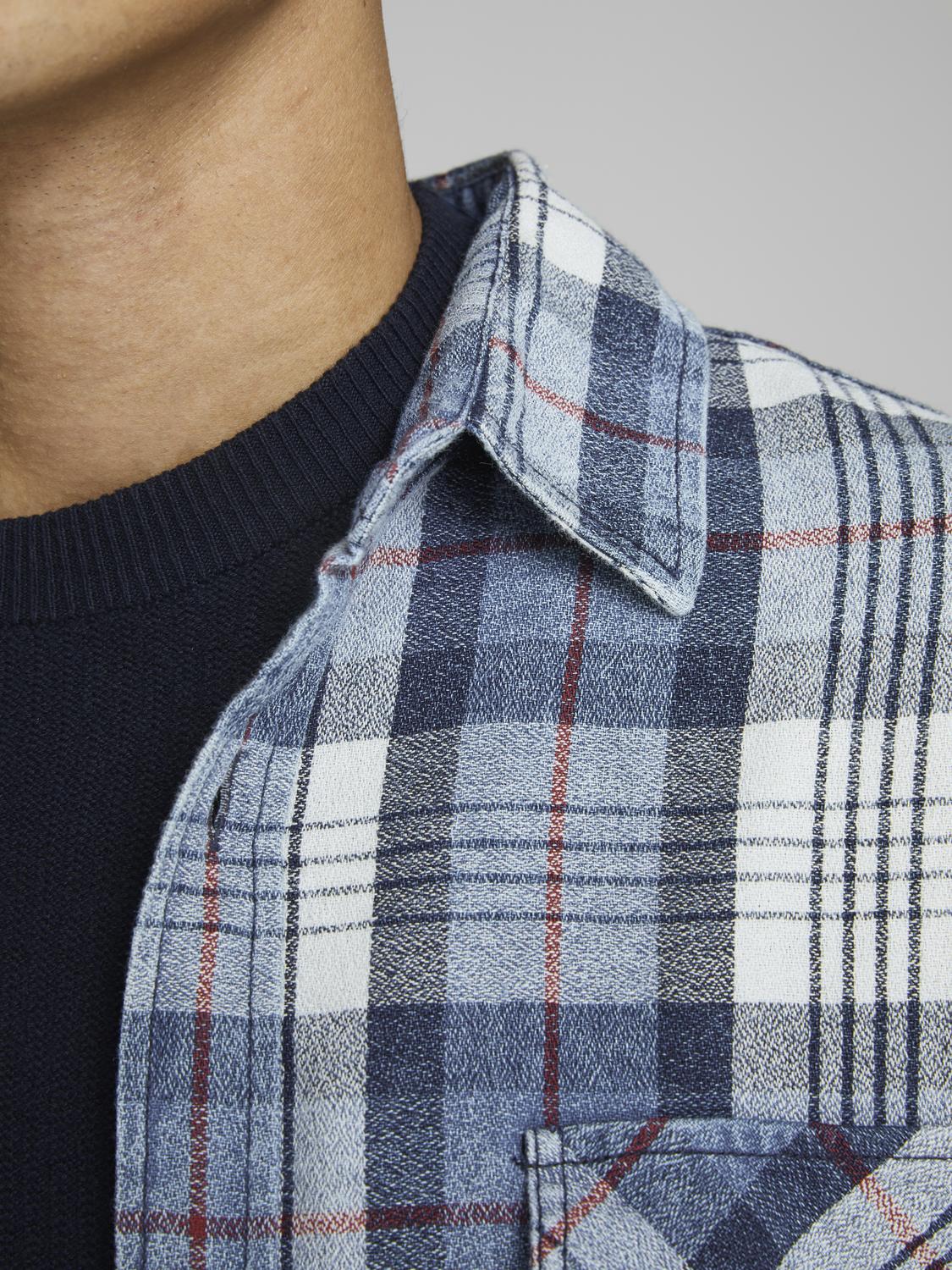 model_shot-detail