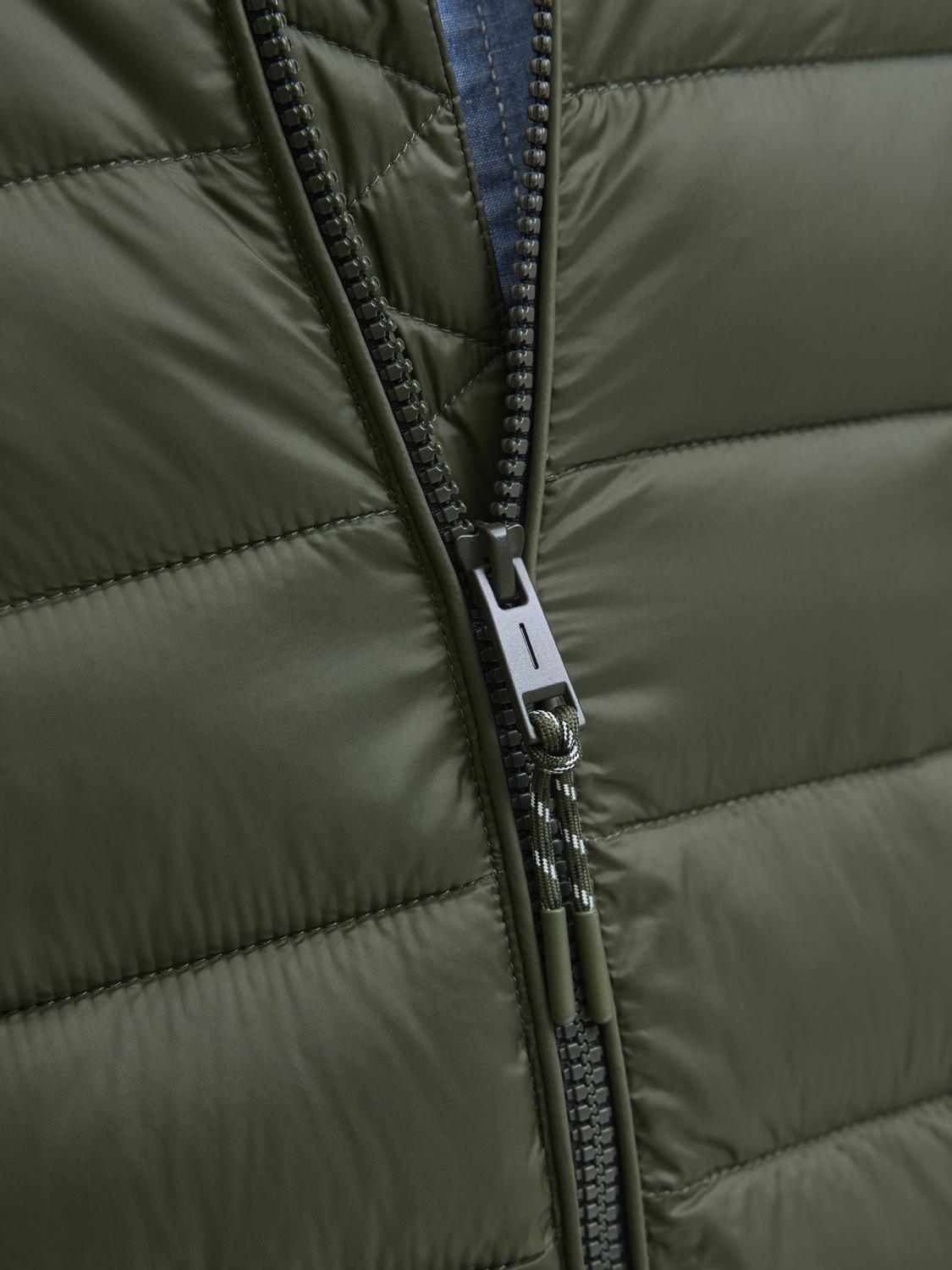 model_shot-detail