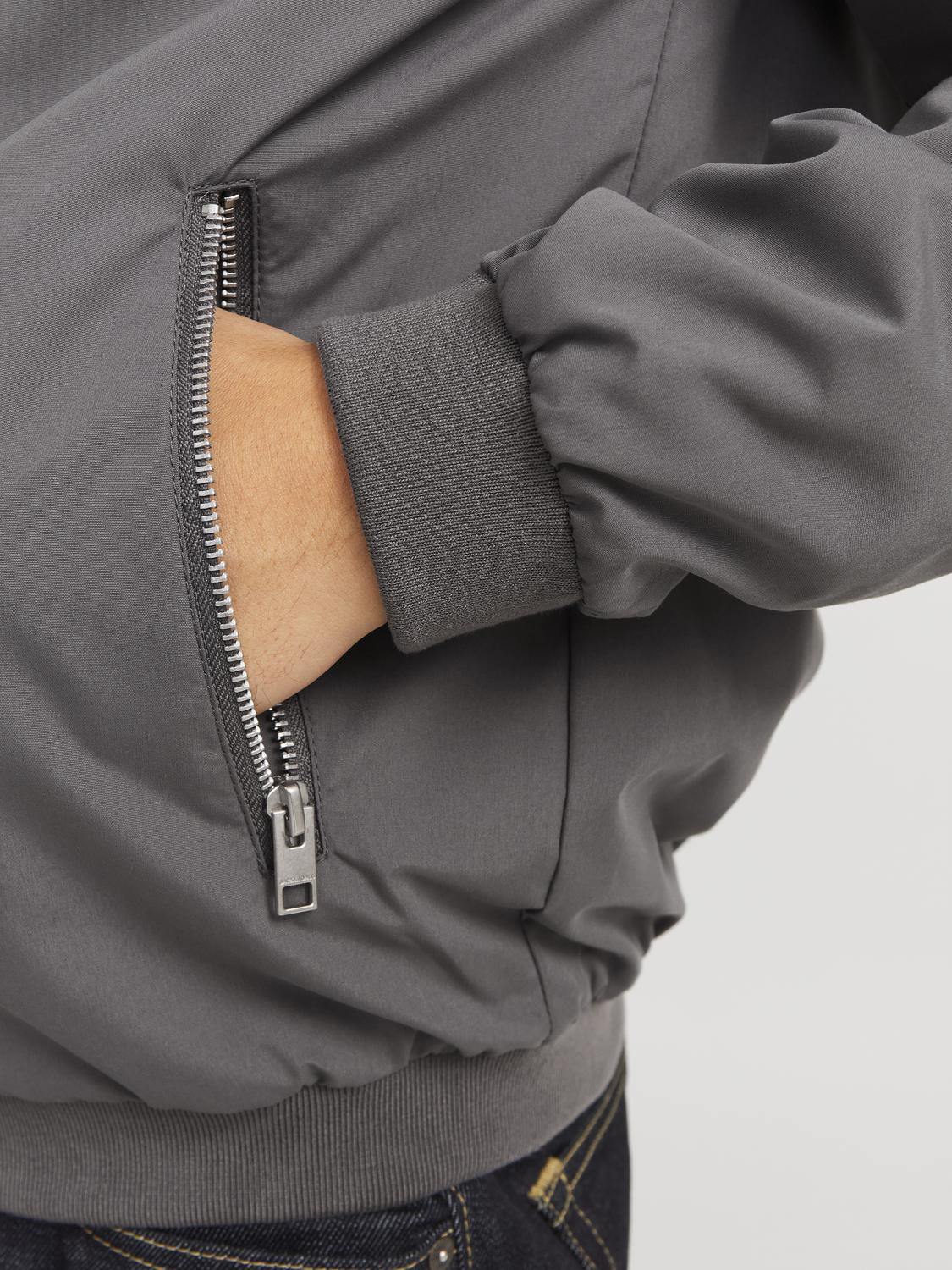model_shot-detail