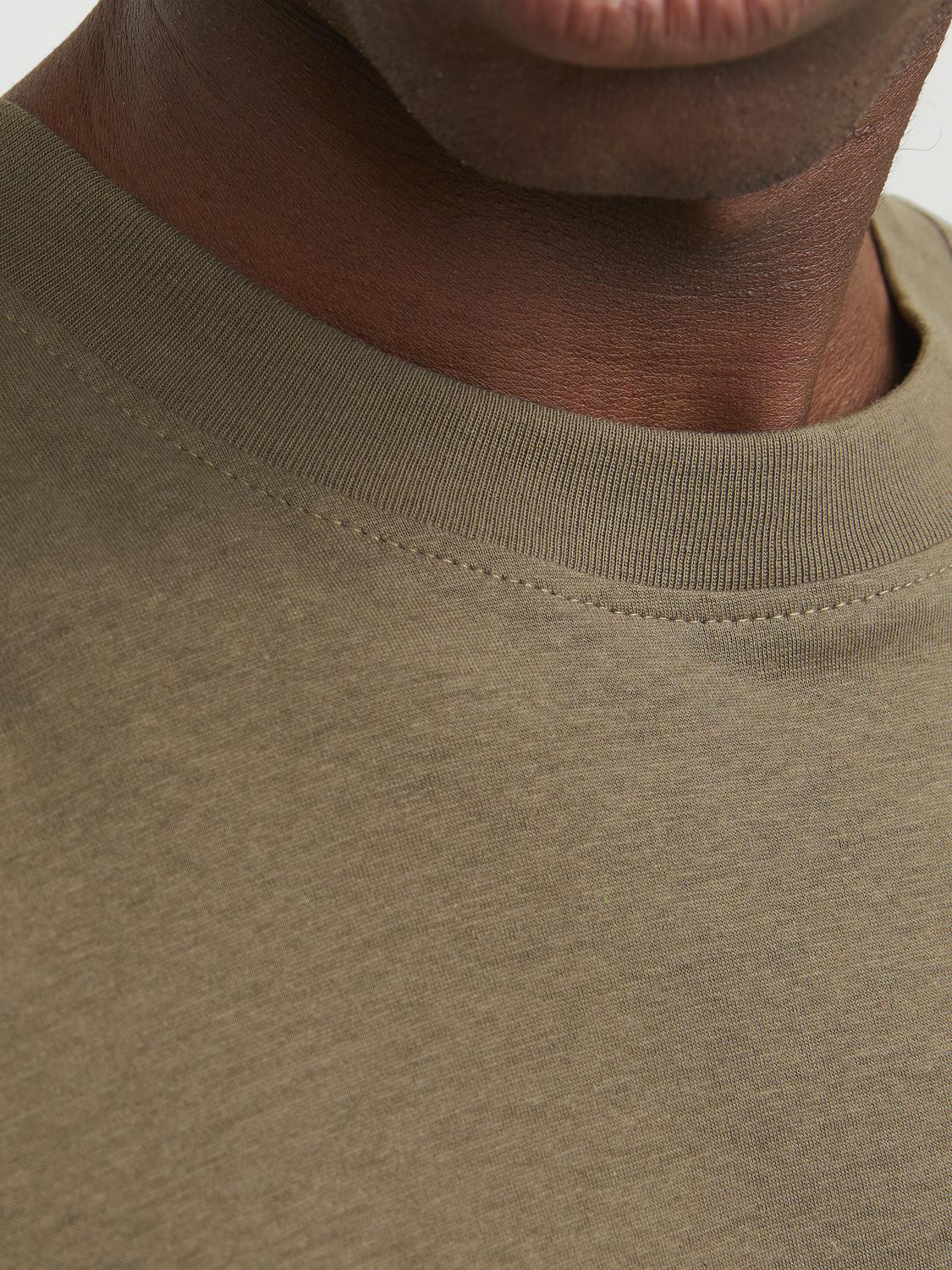 model_shot-detail