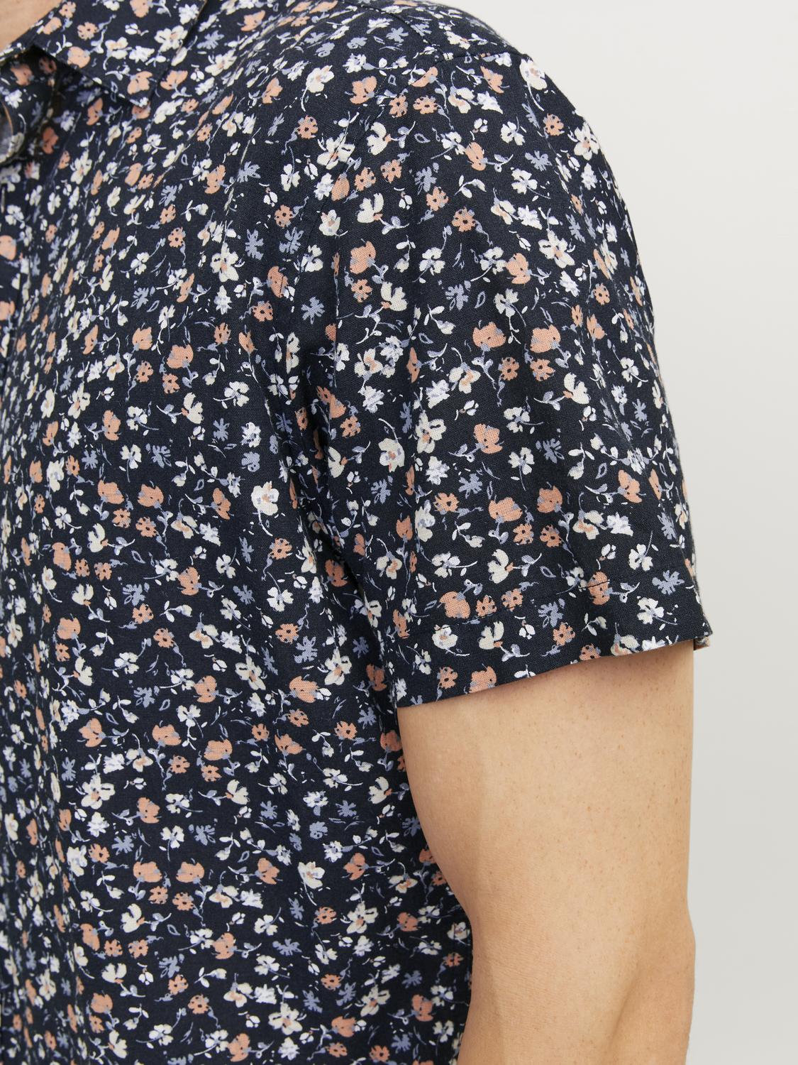 model_shot-detail