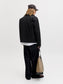 model_shot-back