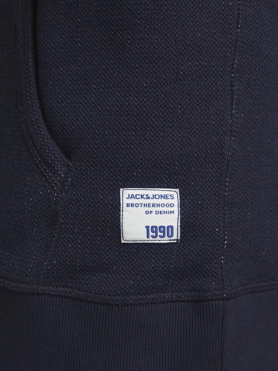 model_shot-detail