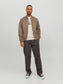 model_shot-front_full