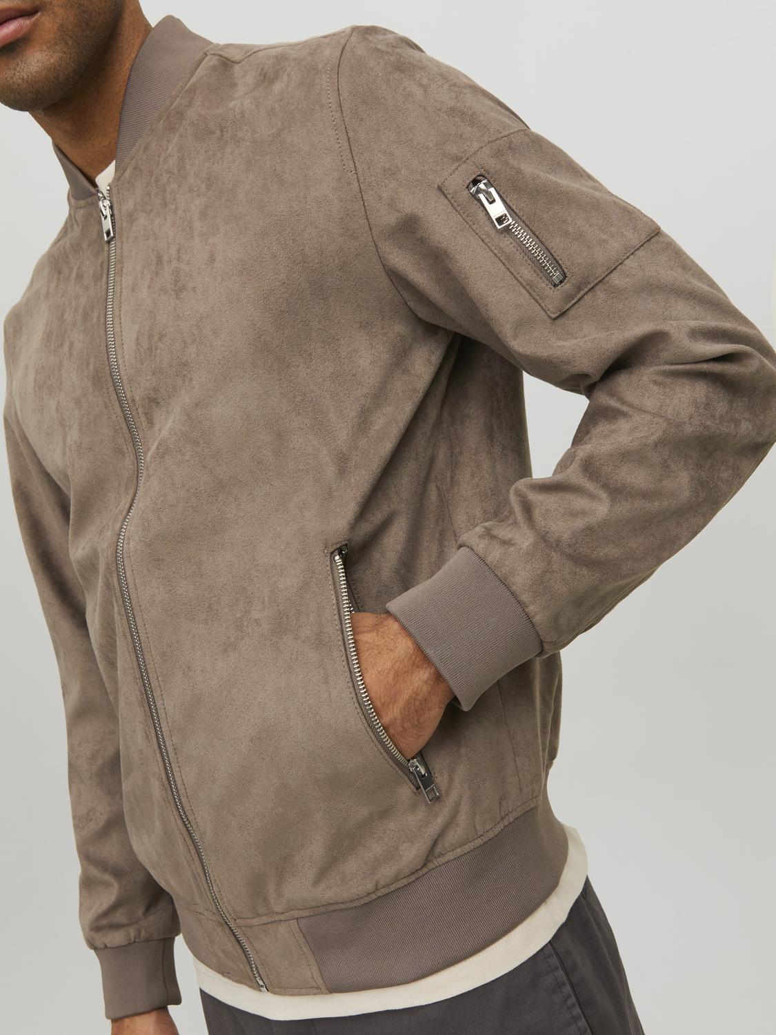 model_shot-detail