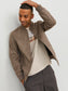 model_shot-creative