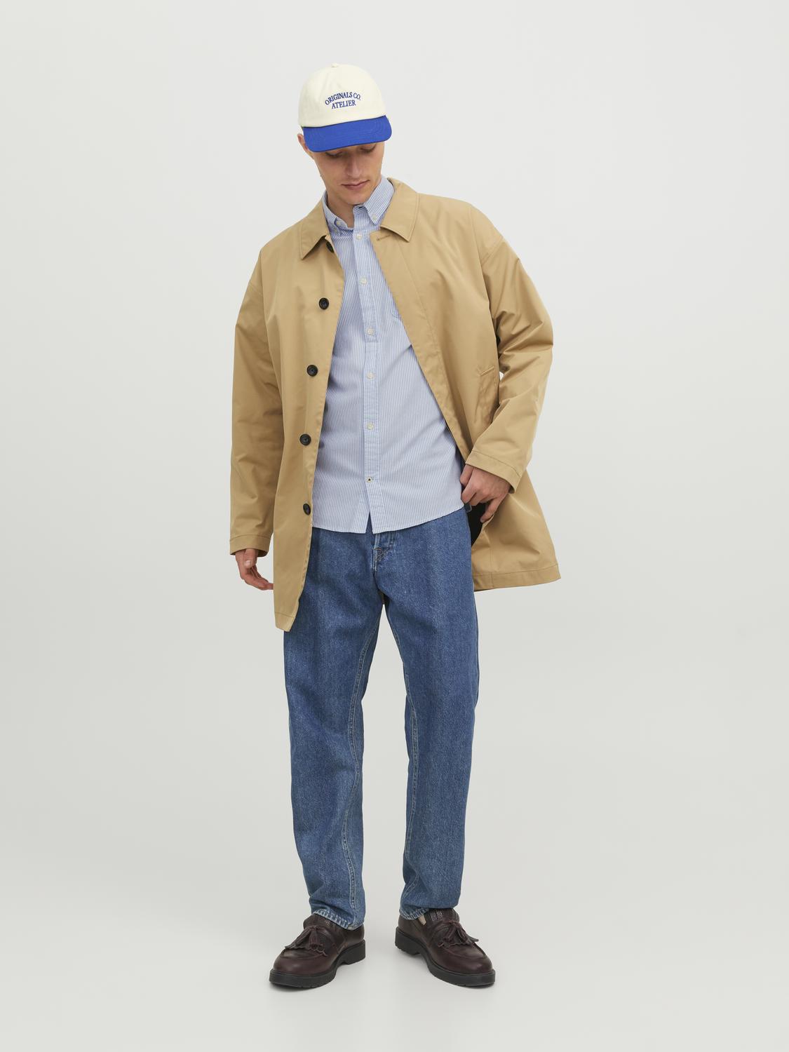 model_shot-front_full