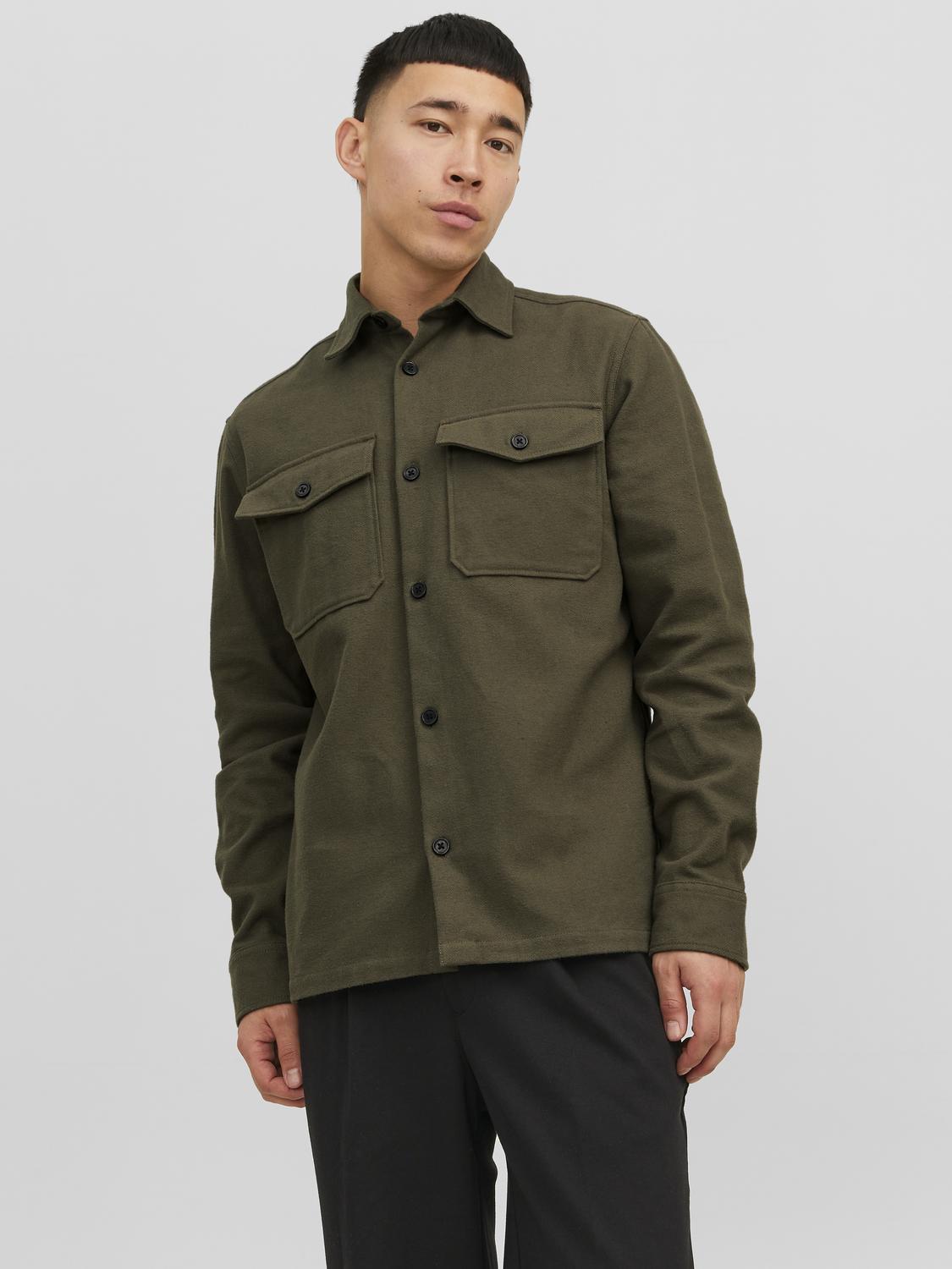 model_shot-front