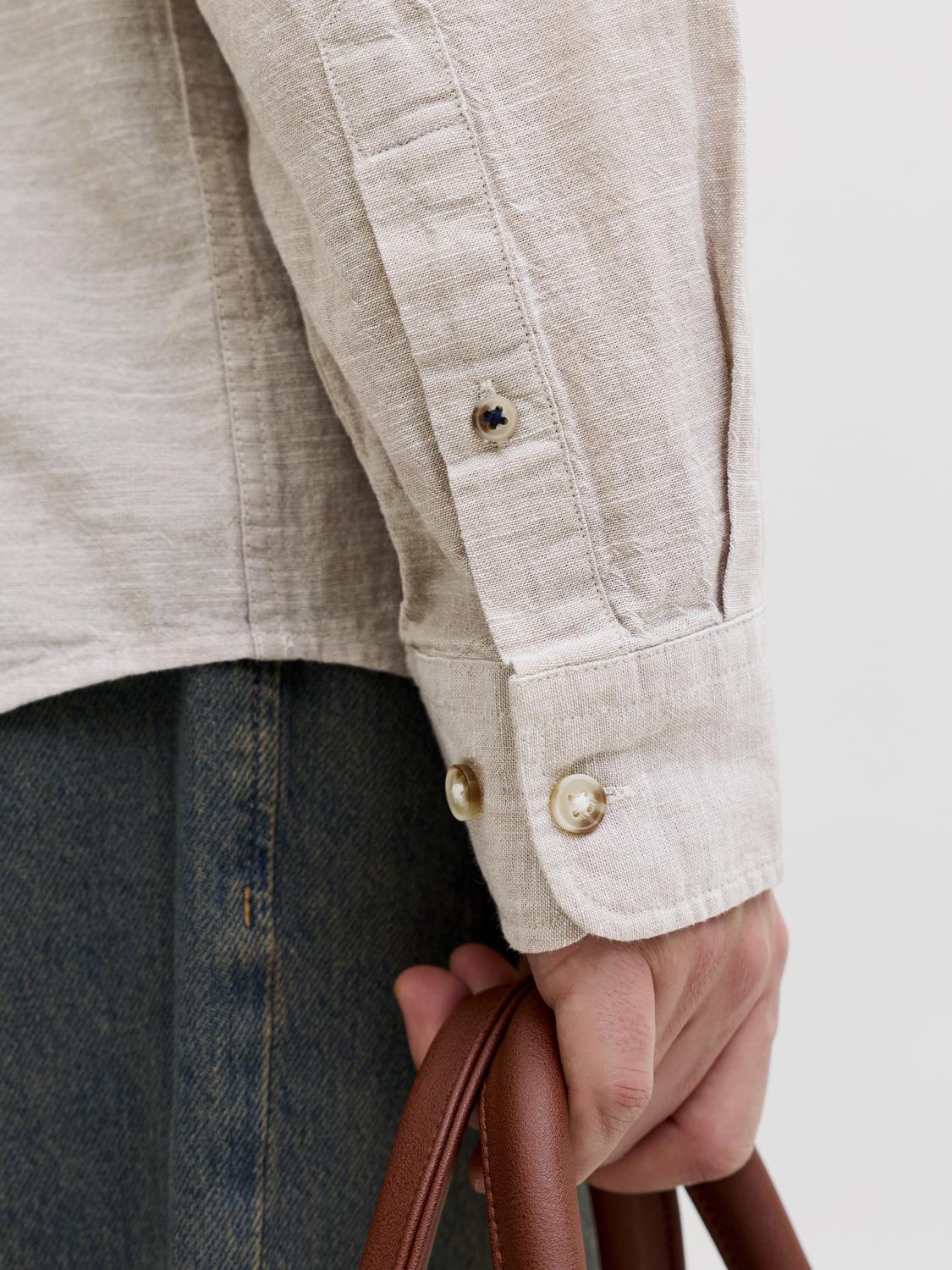 model_shot-detail