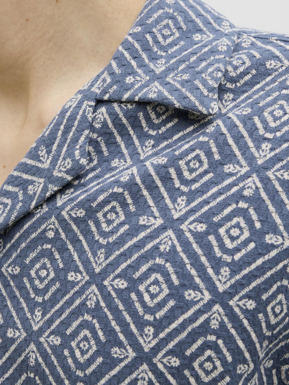 model_shot-detail