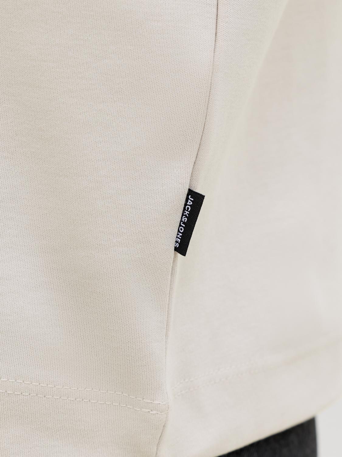 model_shot-detail