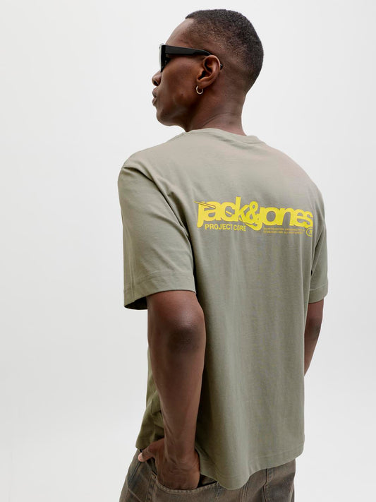 model_shot-creative
