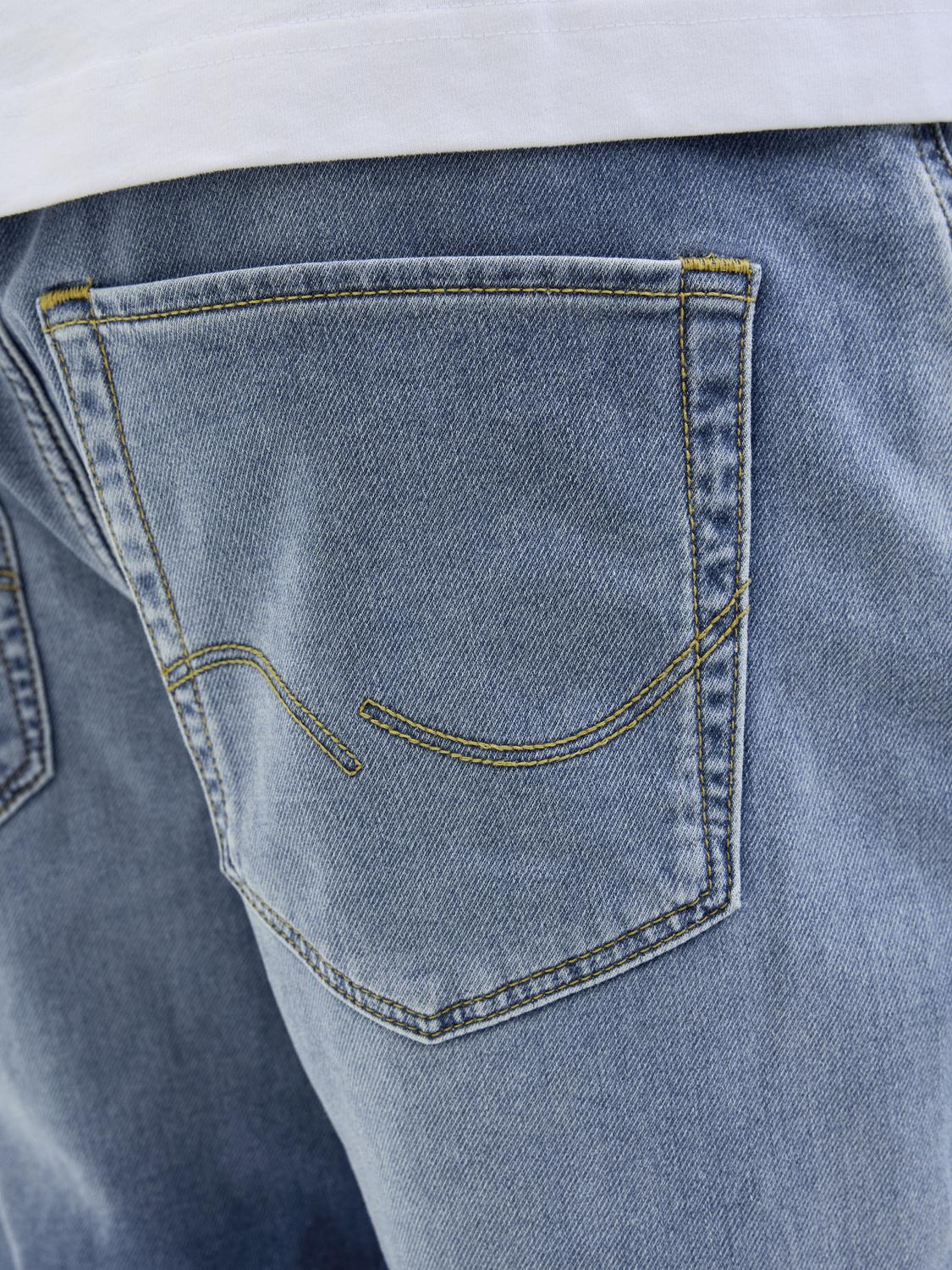 model_shot-detail
