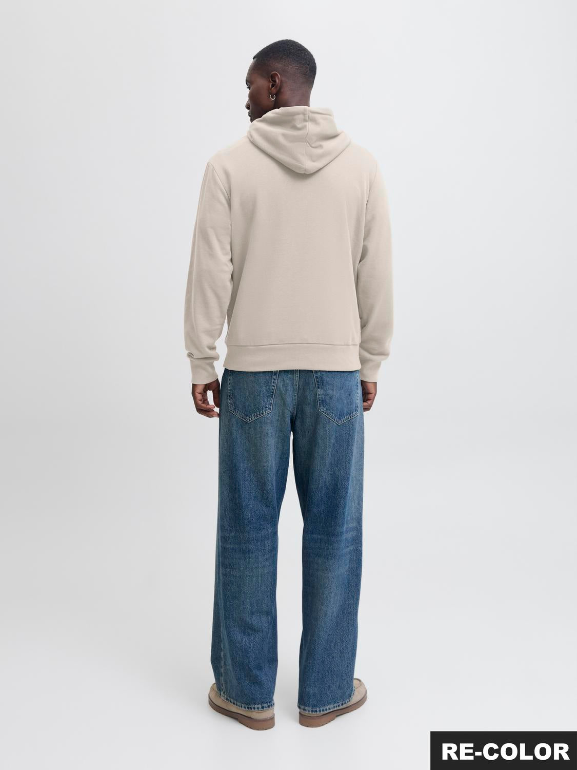 model_shot-back