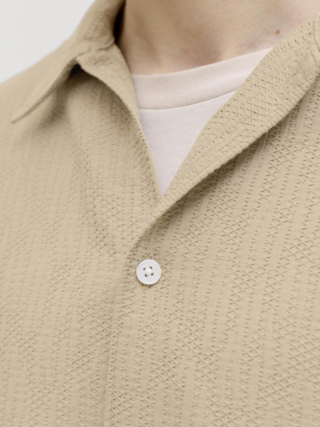 model_shot-detail