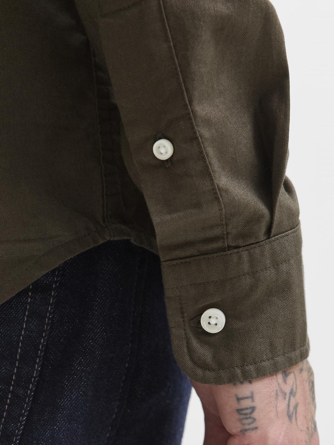 model_shot-detail