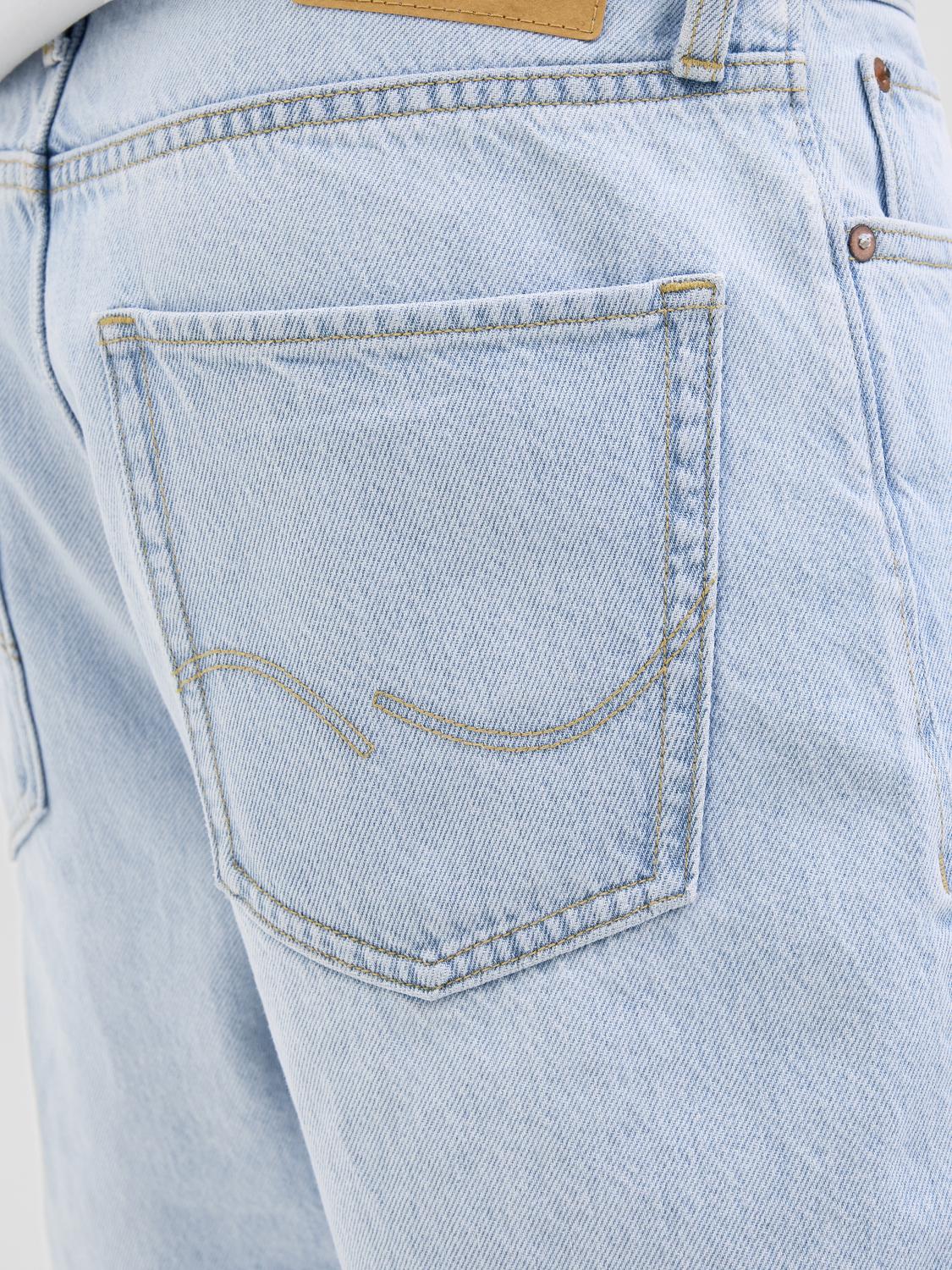 model_shot-detail