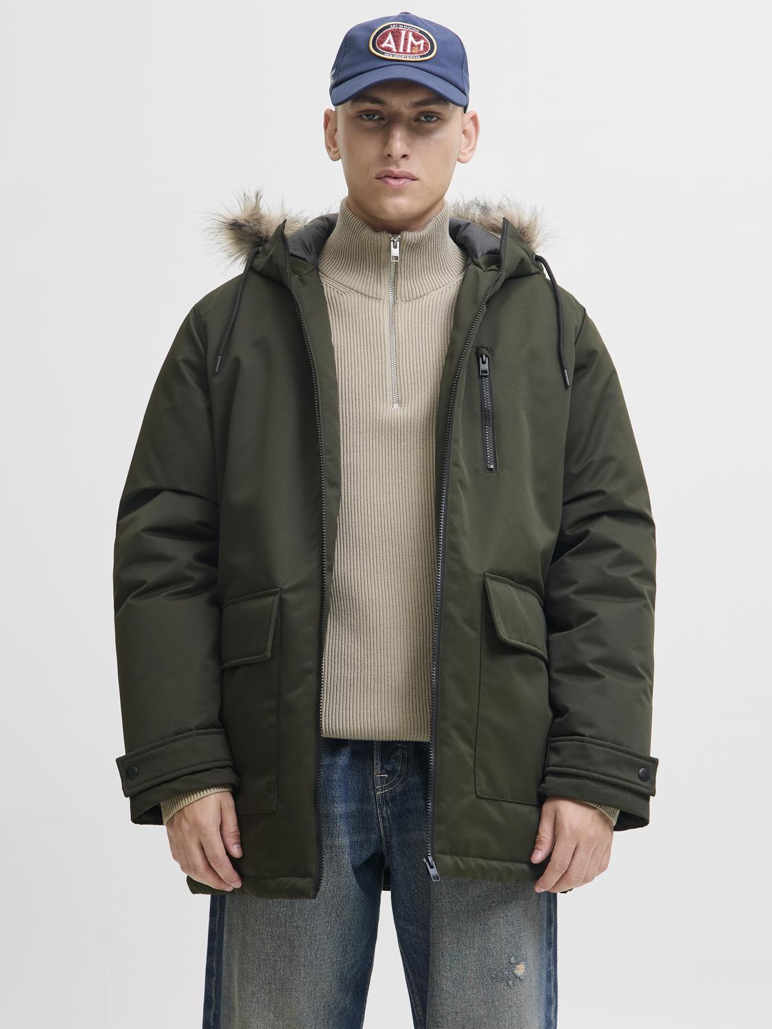 model_shot-front