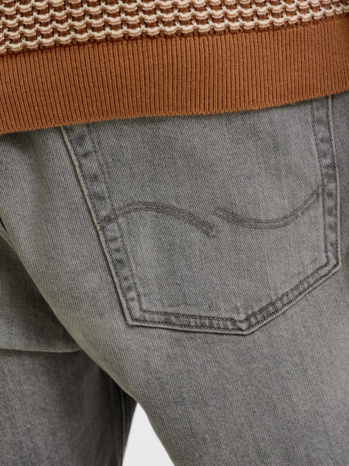model_shot-detail