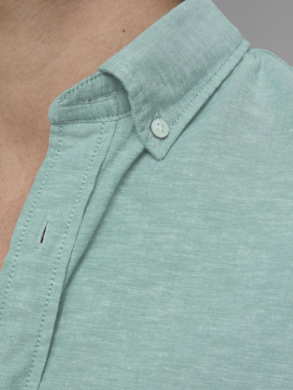 model_shot-detail